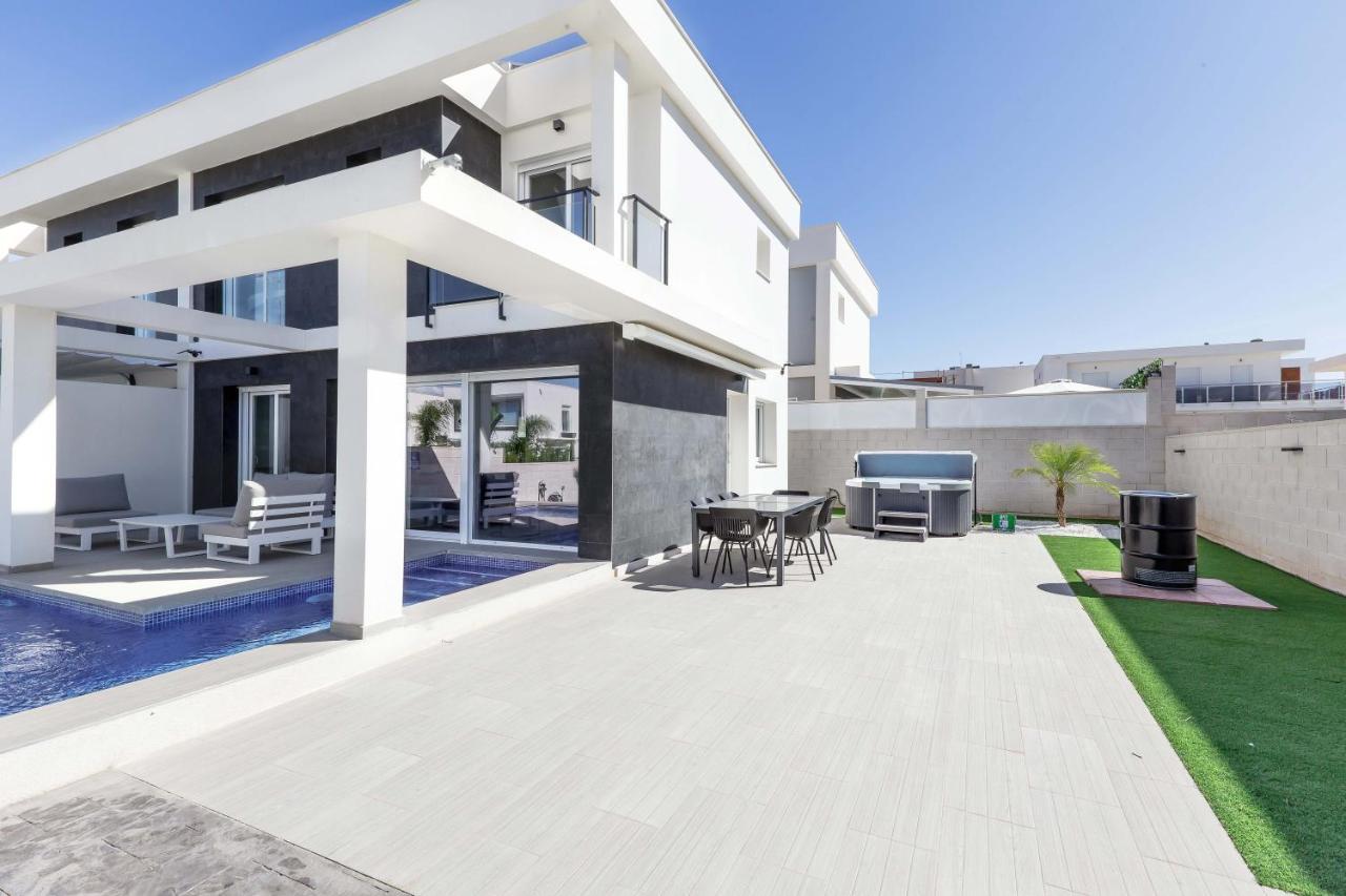 Casa Bos Dolpfin Wellness Luxury Entire Villa Pool & Jacuzzi Gran Alacant Near Beach Puerto Marino Εξωτερικό φωτογραφία